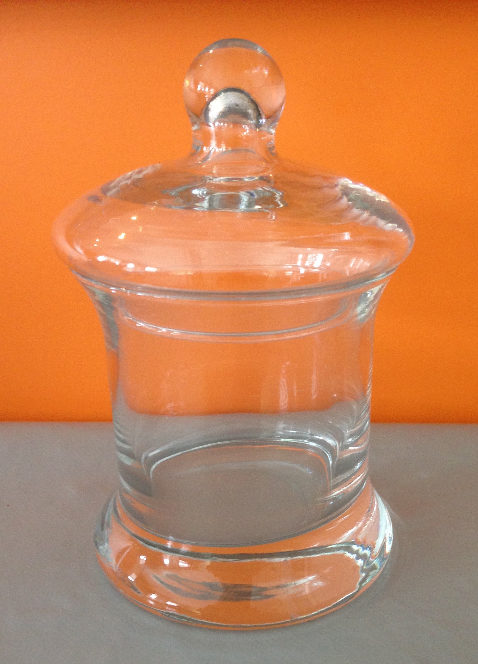 Pot en verre avec couvercle hauteur 15&nbspcm